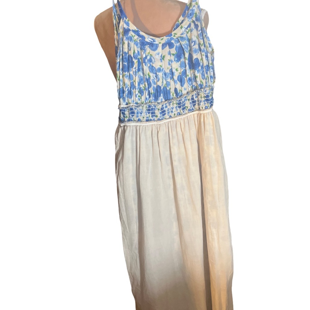 Tulle for Anthropologie Blue and White Floral Midi Dress with Ruched Waist - Picture 7 of 10